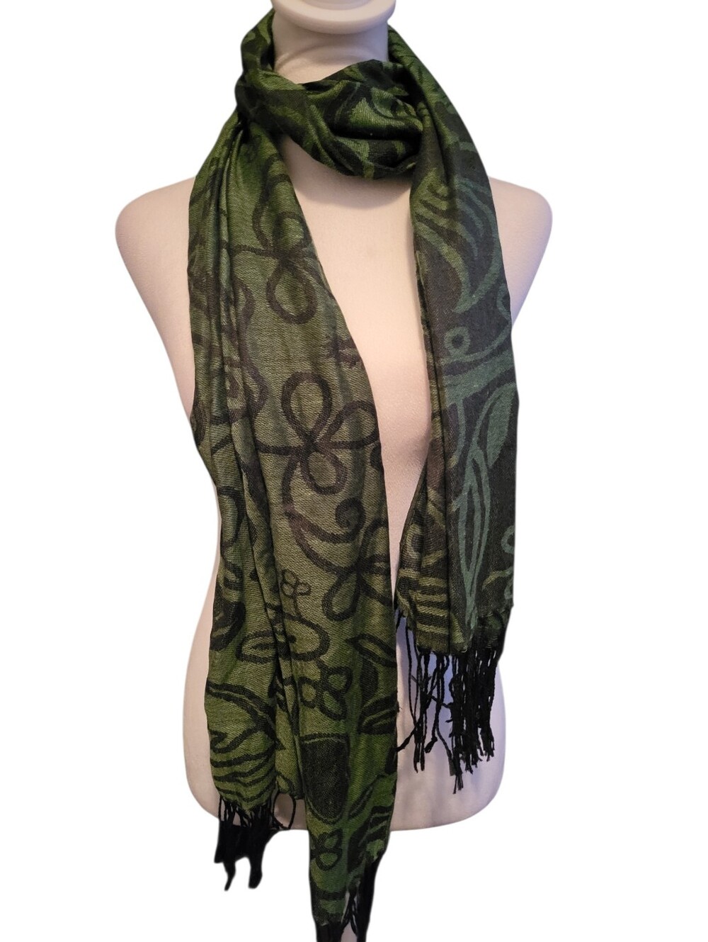 Connemara Shamrock Scarf Green